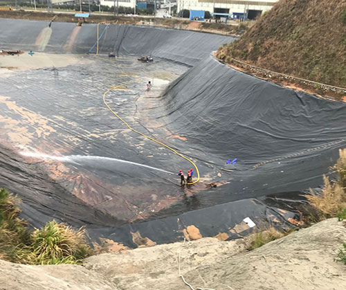 湘潭废水池清理